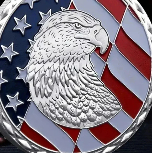 Silvery Eagle Air Force Veteran Honor Medal Hobo Coin..NWT - Picture 3 of 5